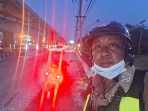 ว.4 ว.40 รถ พ่วง + รถยนต์ เก๋ง ถนนพระราม 2 ขาเข้า กทม.