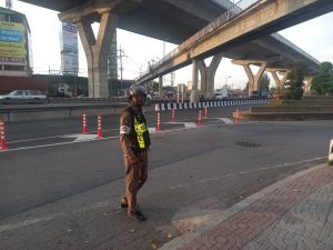 ถนนพระรามสอง ประมาณ กม.ที่ 28 ( สะพานต่างระดับขาเข้าเมือง )