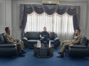 พ.ต.อ.สิทธิพร กะสิ ผกก. สภ.เมืองสมุทรสาคร ประชาสัมพันธ์แอปพลิเคชั่น police care แนะนำการแจ้งเหตุและการป้องกันเหตุให้กับพนักงานและประชาชน